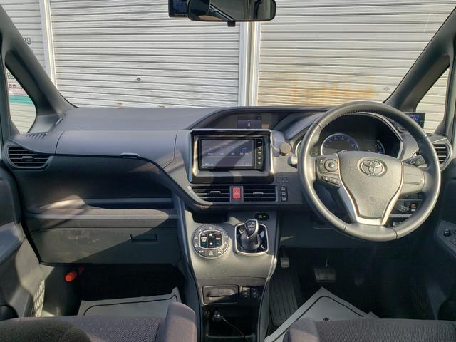 ノア ハイブリッドG 両側パワースライドドア リヤオートエアコン 純正フルセグナビ シートヒーター LEDヘッドライト フロントフォグ ETC ドライブレコーダー 純正置くだけ充電 スマートキー 社外エアロ(33枚目)