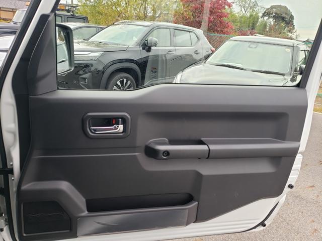 ジムニー XC ジーアイギアオフロード グリルガード LEDフォグ サイドステップ ワイドオーバーフェンダー リアラダー ルーフラック スペアタイヤハードカバー シートカバー 3インチリフトアップ 15インチアルミ(22枚目)