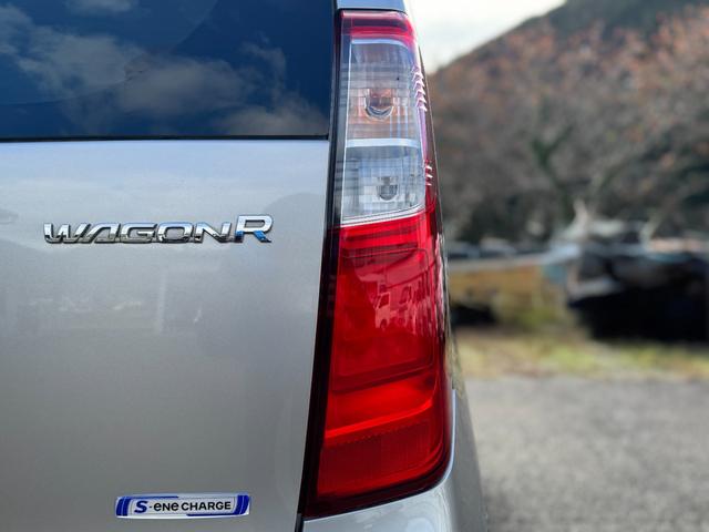 この度は当店の車輛ページへお越し頂き有難う御座います。担当の岡田と申します。これも何かのご縁だと思って最後までご覧頂ければ幸いです！画像でお伝えできる範囲で丁寧な説明を心掛けご案内します。