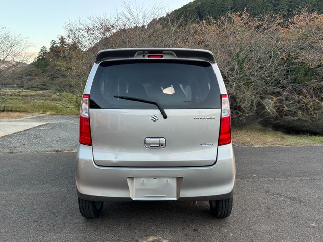 当社は６０年続く老舗の自動車整備、販売店です。これまで得た様々な経験からユーザー様目線でご案内をさせて頂きます。