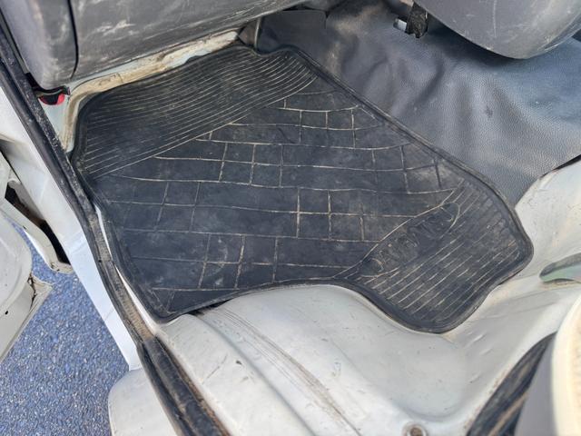 ハイゼットトラック ローダンプ　ミッション　４ＷＤ　低床ダンプ　三方開　エアコン　パワーステアリング　荷台ラバーマット（23枚目）