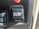 ローダンプ　ミッション　４ＷＤ　低床ダンプ　三方開　エアコン　パワーステアリング　荷台ラバーマット（30枚目）