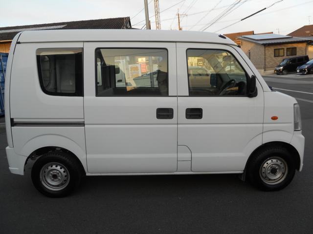 日産 ＮＶ１００クリッパーバン