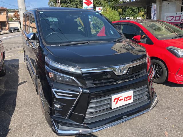 ヴォクシー ＺＳ　煌　ドライブレコーダー　ＥＴＣ　オートクルーズコントロール　レーンアシスト　衝突被害軽減システム　両側電動スライドドア　オートマチックハイビーム　ＬＥＤヘッドランプ　スマートキー　アイドリングストップ（10枚目）