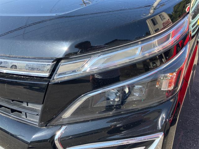 ヴォクシー ＺＳ　煌　ドライブレコーダー　ＥＴＣ　オートクルーズコントロール　レーンアシスト　衝突被害軽減システム　両側電動スライドドア　オートマチックハイビーム　ＬＥＤヘッドランプ　スマートキー　アイドリングストップ（14枚目）