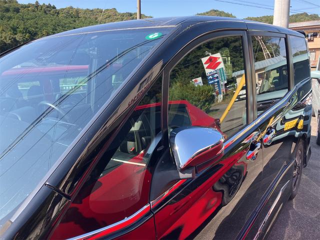 ヴォクシー ＺＳ　煌　ドライブレコーダー　ＥＴＣ　オートクルーズコントロール　レーンアシスト　衝突被害軽減システム　両側電動スライドドア　オートマチックハイビーム　ＬＥＤヘッドランプ　スマートキー　アイドリングストップ（16枚目）