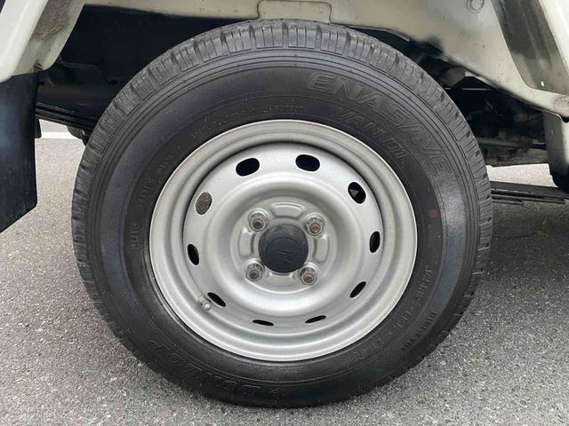ハイゼットトラック 　４ＷＤ　ＭＴ　エアコン　パワステ（28枚目）