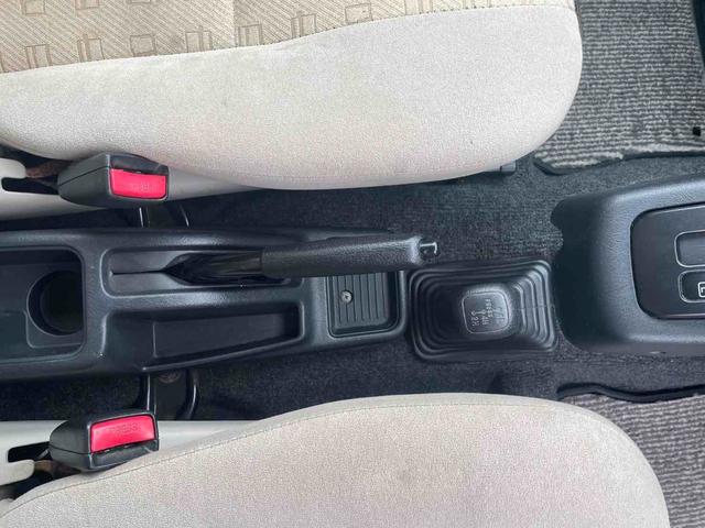 パジェロミニ ＶＲ　４ＷＤ　電動格納ミラー　ＡＴ　ＡＢＳ　ＣＤ　アルミホイール　衝突安全ボディ　エアコン　パワーステアリング　パワーウィンドウ（4枚目）