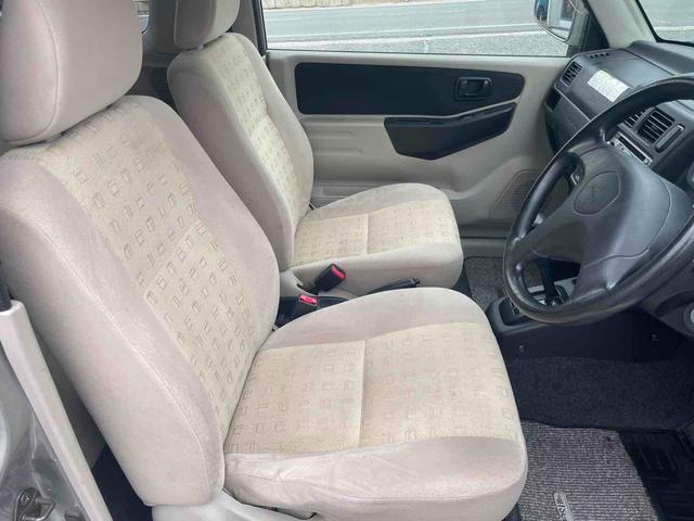パジェロミニ ＶＲ　４ＷＤ　電動格納ミラー　ＡＴ　ＡＢＳ　ＣＤ　アルミホイール　衝突安全ボディ　エアコン　パワーステアリング　パワーウィンドウ（9枚目）