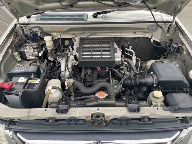 パジェロミニ ＶＲ　４ＷＤ　電動格納ミラー　ＡＴ　ＡＢＳ　ＣＤ　アルミホイール　衝突安全ボディ　エアコン　パワーステアリング　パワーウィンドウ（19枚目）