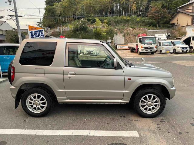 パジェロミニ ＶＲ　４ＷＤ　電動格納ミラー　ＡＴ　ＡＢＳ　ＣＤ　アルミホイール　衝突安全ボディ　エアコン　パワーステアリング　パワーウィンドウ（23枚目）