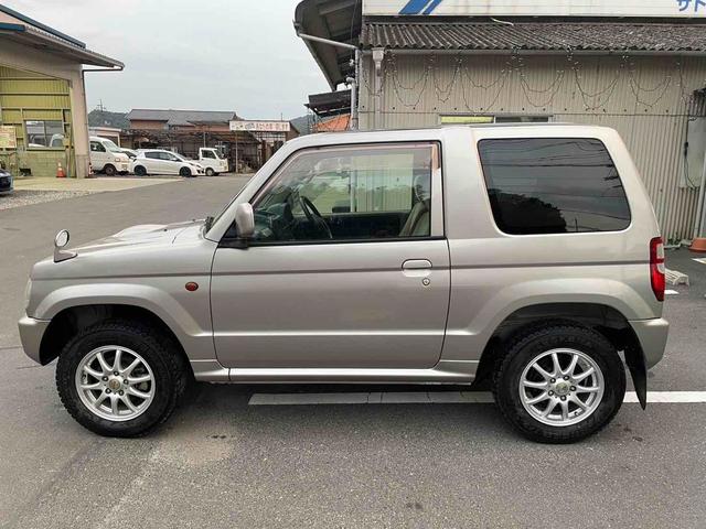パジェロミニ ＶＲ　４ＷＤ　電動格納ミラー　ＡＴ　ＡＢＳ　ＣＤ　アルミホイール　衝突安全ボディ　エアコン　パワーステアリング　パワーウィンドウ（25枚目）