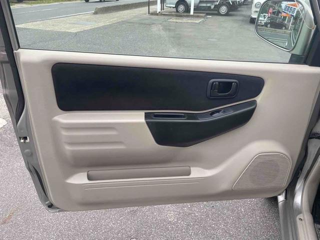 パジェロミニ ＶＲ　４ＷＤ　電動格納ミラー　ＡＴ　ＡＢＳ　ＣＤ　アルミホイール　衝突安全ボディ　エアコン　パワーステアリング　パワーウィンドウ（33枚目）