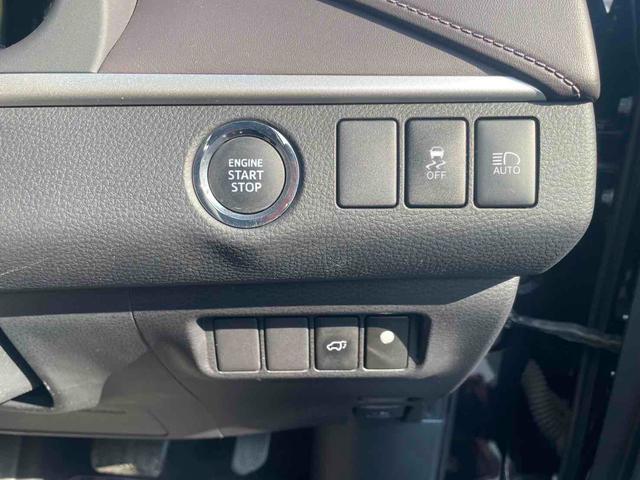 ハリアー プレミアム　スタイルモーヴ　点検記録簿付　オートクルーズコントロール　パワーシート　ナビ　オートマチックハイビーム　ＬＥＤヘッドランプ　電動リアゲート　アルミホイール　スマートキー　アイドリングストップ　シートヒーター（11枚目）