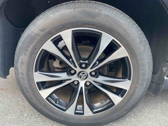 ハリアー プレミアム　スタイルモーヴ　点検記録簿付　オートクルーズコントロール　パワーシート　ナビ　オートマチックハイビーム　ＬＥＤヘッドランプ　電動リアゲート　アルミホイール　スマートキー　アイドリングストップ　シートヒーター（34枚目）