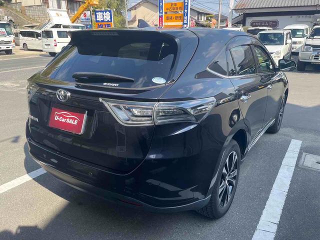 ハリアー プレミアム　スタイルモーヴ　点検記録簿付　オートクルーズコントロール　パワーシート　ナビ　オートマチックハイビーム　ＬＥＤヘッドランプ　電動リアゲート　アルミホイール　スマートキー　アイドリングストップ　シートヒーター（44枚目）