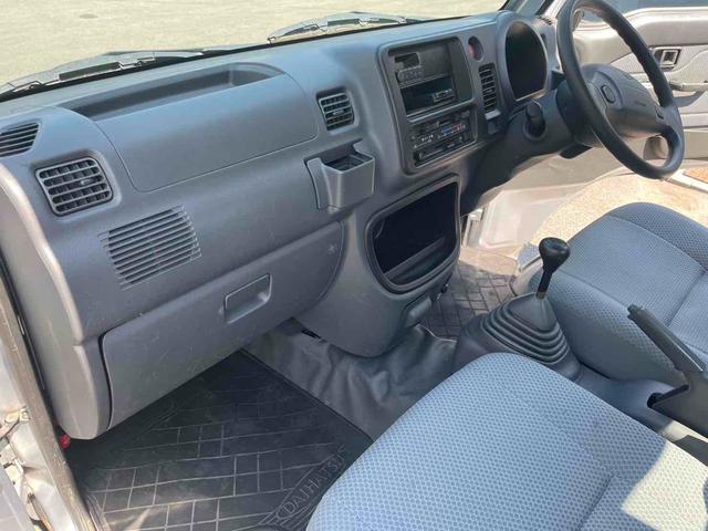 ハイゼットトラック ジャンボ　軽トラック　三方開　ＭＴ　ＥＴＣ　キーレスエントリー　エアコン　パワーステアリング　パワーウィンドウ　運転席エアバッグ（16枚目）