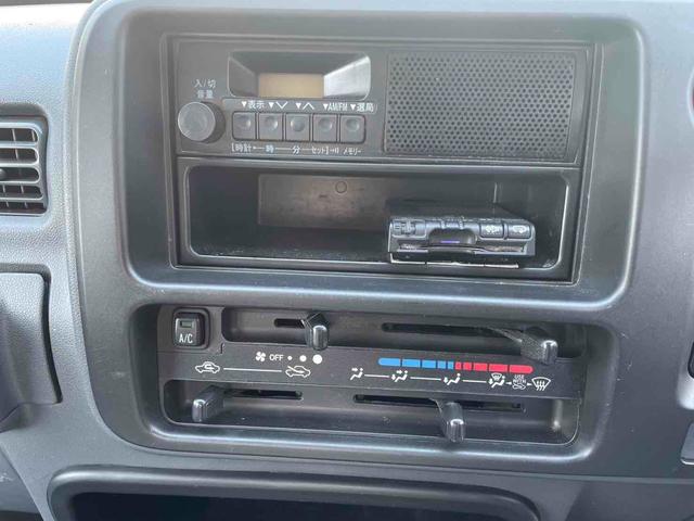 ハイゼットトラック ジャンボ　軽トラック　三方開　ＭＴ　ＥＴＣ　キーレスエントリー　エアコン　パワーステアリング　パワーウィンドウ　運転席エアバッグ（21枚目）