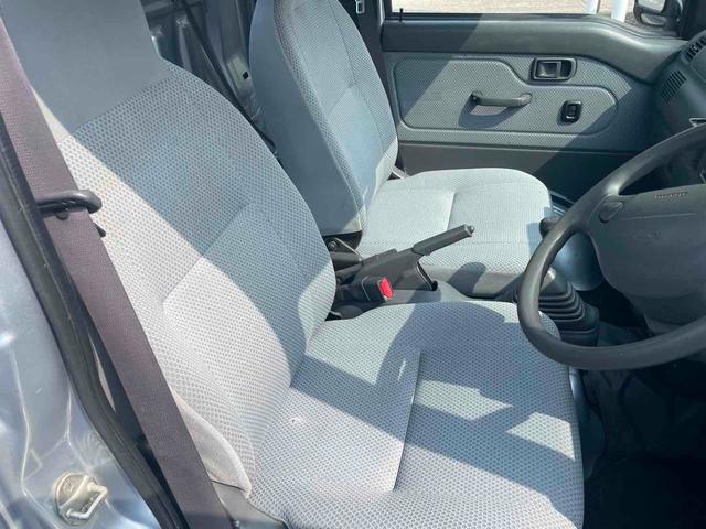 ハイゼットトラック ジャンボ　軽トラック　三方開　ＭＴ　ＥＴＣ　キーレスエントリー　エアコン　パワーステアリング　パワーウィンドウ　運転席エアバッグ（25枚目）