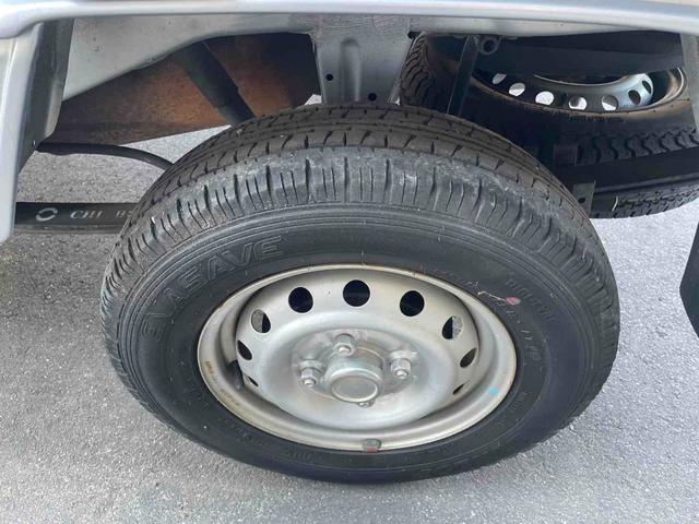 ハイゼットトラック ジャンボ　軽トラック　三方開　ＭＴ　ＥＴＣ　キーレスエントリー　エアコン　パワーステアリング　パワーウィンドウ　運転席エアバッグ（31枚目）