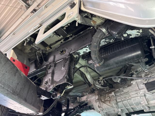 スーパーキャリイ Ｘ　Ｘ　切り替え４ＷＤ　５速マニュアル　衝突被害軽減ブレーキ　デフロック　フロントフォグランプ　フロントメッキグリル　パワーウィンドウ　キーレス　走行５３１５６ＫＭ（67枚目）