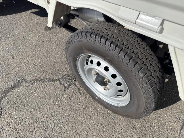 ハイゼットトラック スタンダード　エアコン　パワステ　切り替え４ＷＤ　オートマ　運転席エアバック　走行３７６６１ＫＭ（12枚目）