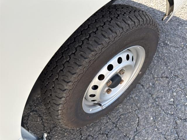 ハイゼットトラック スタンダード　エアコン　パワステ　切り替え４ＷＤ　オートマ　運転席エアバック　走行３７６６１ＫＭ（14枚目）