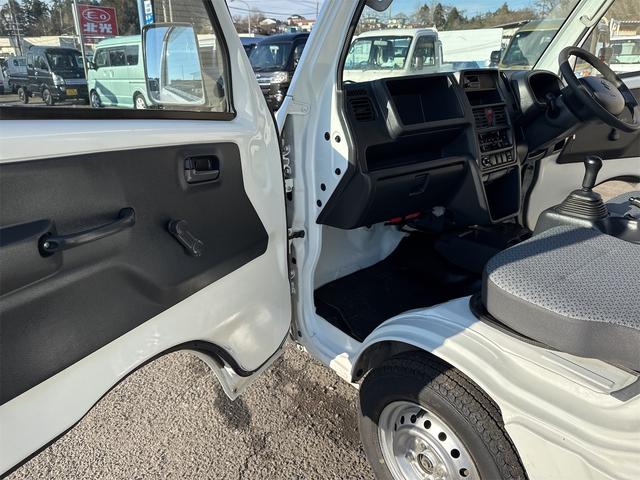 キャリイトラック KCエアコン・パワステ農繁仕様 エアコン パワステ 切り替え4WD デフロック 4枚リーフスプリング 運転席エアバック AM/FMラジオ 走行81969KM 5速マニュアル(33枚目)