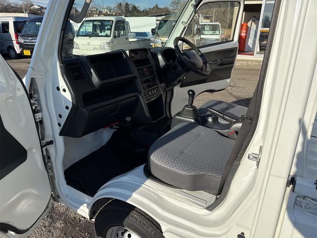 キャリイトラック KCエアコン・パワステ農繁仕様 エアコン パワステ 切り替え4WD デフロック 4枚リーフスプリング 運転席エアバック AM/FMラジオ 走行81969KM 5速マニュアル(34枚目)