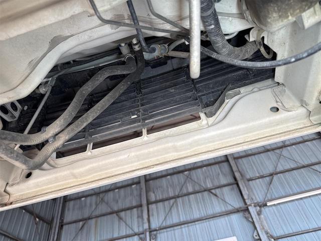 キャリイトラック KCエアコン・パワステ農繁仕様 エアコン パワステ 切り替え4WD デフロック 4枚リーフスプリング 運転席エアバック AM/FMラジオ 走行81969KM 5速マニュアル(48枚目)