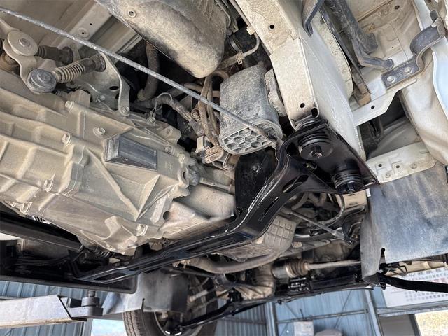 キャリイトラック KCエアコン・パワステ農繁仕様 エアコン パワステ 切り替え4WD デフロック 4枚リーフスプリング 運転席エアバック AM/FMラジオ 走行81969KM 5速マニュアル(66枚目)