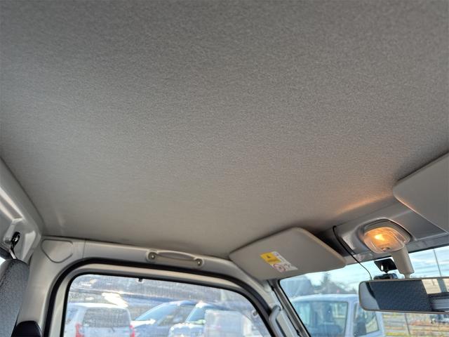 キャリイトラック KCエアコン・パワステ エアコン パワステ 切り替え4WD デフロック 4枚リーフスプリング CD 横滑り防止 運転席エアバック 助手席側エアバック 車検令和9年 走行18619KM 5速マニュアル(26枚目)