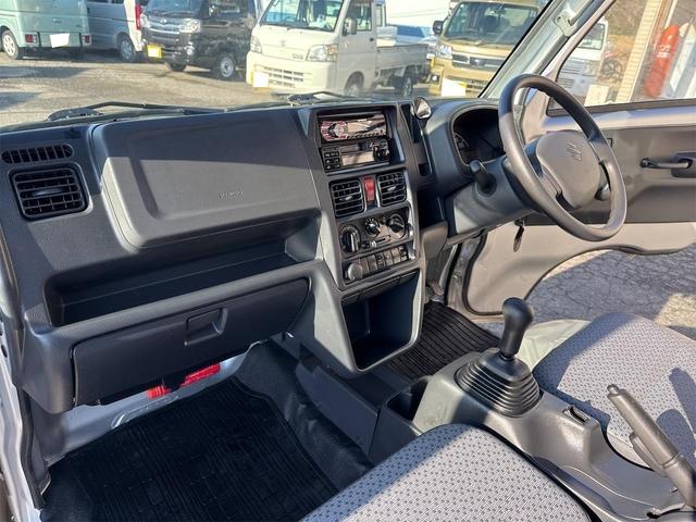 キャリイトラック KCエアコン・パワステ エアコン パワステ 切り替え4WD デフロック 4枚リーフスプリング CD 横滑り防止 運転席エアバック 助手席側エアバック 車検令和9年 走行18619KM 5速マニュアル(38枚目)