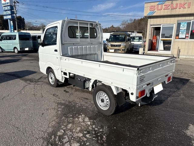 NT100クリッパートラック DX農繁仕様 エアコン パワステ 切り替え4WD 4枚リーフスプリング デフロック 横滑り防止 ABS オートライト 荷台ランプ 純正マット 荷台マット 走行51KM 車検令和8年6月(4枚目)