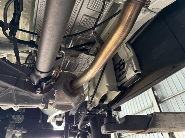 NT100クリッパートラック DX農繁仕様 エアコン パワステ 切り替え4WD 4枚リーフスプリング デフロック 横滑り防止 ABS オートライト 荷台ランプ 純正マット 荷台マット 走行51KM 車検令和8年6月(45枚目)