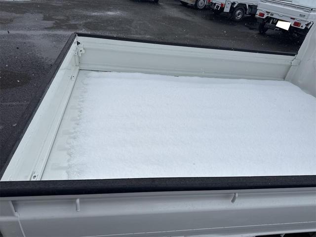 ハイゼットトラック スタンダードSAIIIt エアコン パワステ 切り替え4WD スマートアシストオートマ LEDヘッドライト LEDフォグランプ 4枚リーフスプリング 運転席エアバック 走行28646KM(16枚目)