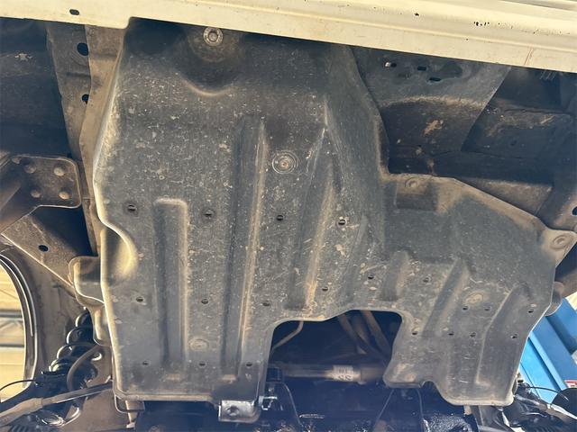 ハイゼットトラック スタンダードSAIIIt エアコン パワステ 切り替え4WD スマートアシストオートマ LEDヘッドライト LEDフォグランプ 4枚リーフスプリング 運転席エアバック 走行28646KM(42枚目)