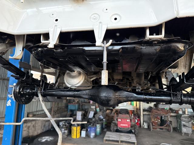 ハイゼットトラック スタンダードSAIIIt エアコン パワステ 切り替え4WD スマートアシストオートマ LEDヘッドライト LEDフォグランプ 4枚リーフスプリング 運転席エアバック 走行28646KM(61枚目)