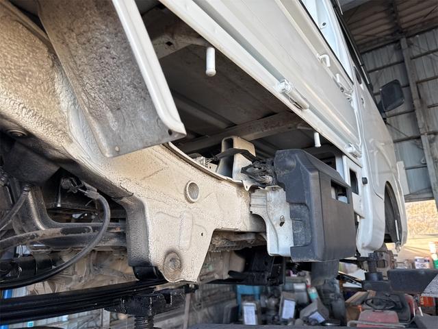 ハイゼットトラック スタンダードSAIIIt エアコン パワステ 切り替え4WD スマートアシストオートマ LEDヘッドライト LEDフォグランプ 4枚リーフスプリング 運転席エアバック 走行28646KM(67枚目)