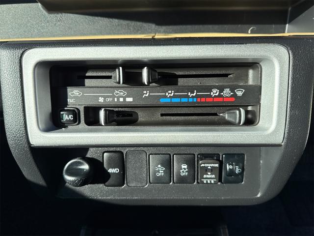 ハイゼットトラック ジャンボＳＡＩＩＩｔ　スマートアシスト　切り替え４ＷＤ　４速オートマ　ナビ　テレビ　ブルートゥース　ドライブレコーダー　デイトナホイール　パワーウィンドウ　シートカバー　ＬＥＤヘッドライト　ＬＥＤフォグランプ　キーレス（26枚目）