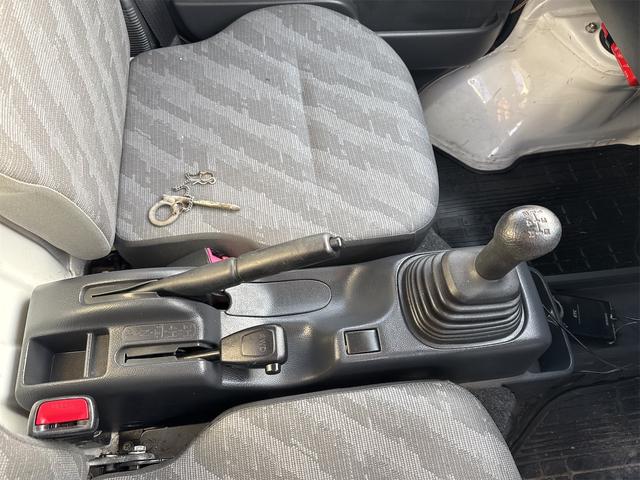 キャリイトラック 　リフトダンプ　エアコン　パワステ　切り替え４ＷＤ　５速マニュアル　走行３６５４９ＫＭ　車検令和９年４月　ＥＴＣ（35枚目）