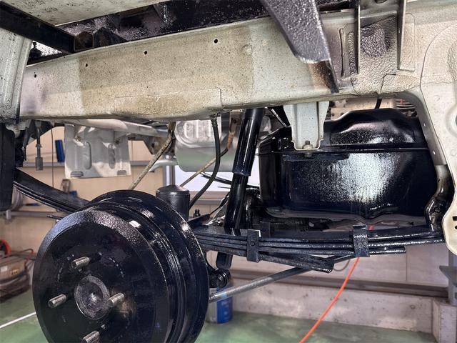 キャリイトラック 　リフトダンプ　エアコン　パワステ　切り替え４ＷＤ　５速マニュアル　走行３６５４９ＫＭ　車検令和９年４月　ＥＴＣ（68枚目）