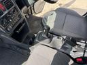 Ｘ　Ｘ　切り替え４ＷＤ　５速マニュアル　衝突被害軽減ブレーキ　デフロック　フロントフォグランプ　フロントメッキグリル　パワーウィンドウ　キーレス　走行５３１５６ＫＭ（33枚目）