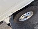 DX農繁仕様 エアコン パワステ 切り替え4WD 4枚リーフスプリング デフロック 横滑り防止 ABS オートライト 荷台ランプ 純正マット 荷台マット 走行51KM 車検令和8年6月(13枚目)