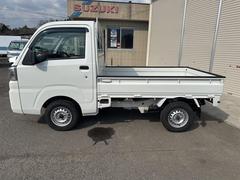 当店の車を見て頂きありがとうございます。お車についての質問や見積もりの依頼、ご購入にあたっての相談などお気軽にお問い合わせください。 3