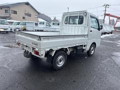ご自宅までのご納車に対応しております。お気軽に陸送費をお問い合わせ下さい。 6