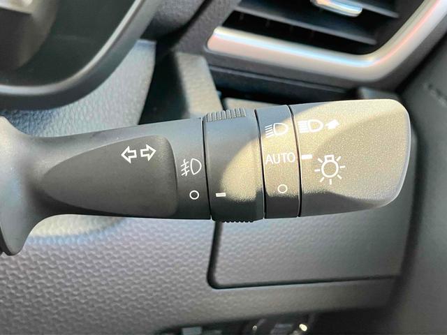 ルーミー カスタムＧ－Ｔ　全周囲カメラ　ＴＶ　両側電動スライドドア　クリアランスソナー　オートクルーズコントロール　衝突被害軽減システム　アルミホイール　オートライト　ＬＥＤヘッドランプ　スマートキー　アイドリングストップ（66枚目）