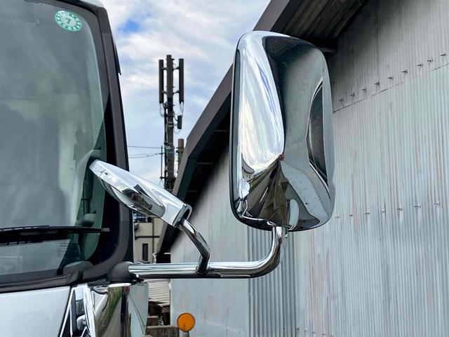 デュトロ 　積載車　最大積載量２８００ｋｇ　６ＭＴ古川ユニック製　Ｎｅｏ５　ウインチ巻上能力２．５ｔｏｎ　ディスチャージヘッドランプ　衝突被害軽減システム　ＥＴＣ　ナビ　ＴＶバックカメラ　電動格納ミラー（6枚目）