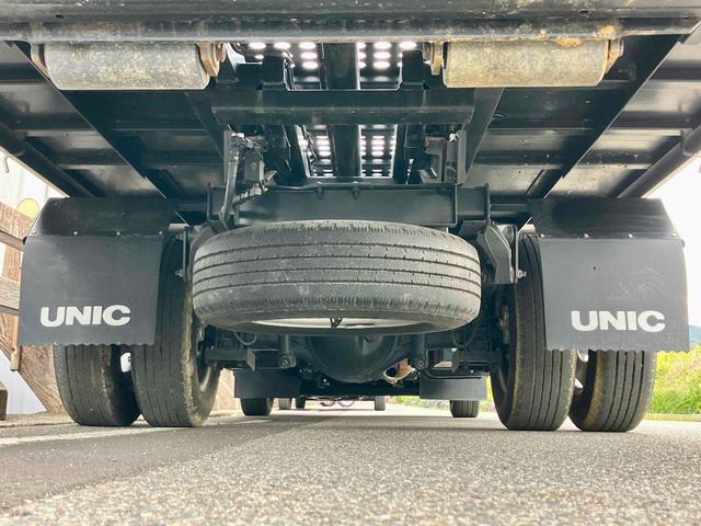 デュトロ 　積載車　最大積載量２８００ｋｇ　６ＭＴ古川ユニック製　Ｎｅｏ５　ウインチ巻上能力２．５ｔｏｎ　ディスチャージヘッドランプ　衝突被害軽減システム　ＥＴＣ　ナビ　ＴＶバックカメラ　電動格納ミラー（12枚目）