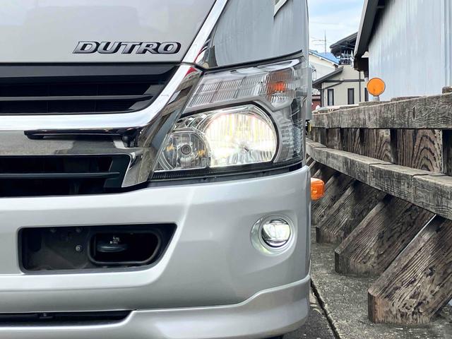 デュトロ 　積載車　最大積載量２８００ｋｇ　６ＭＴ古川ユニック製　Ｎｅｏ５　ウインチ巻上能力２．５ｔｏｎ　ディスチャージヘッドランプ　衝突被害軽減システム　ＥＴＣ　ナビ　ＴＶバックカメラ　電動格納ミラー（14枚目）